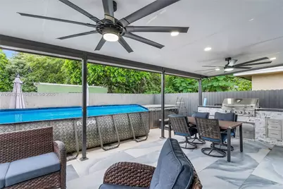 7031 NW 20th Ave, Miami, FL 33147 - Photo 24