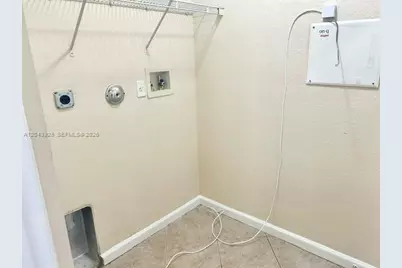 946 NW 206th St, Miami Gardens, FL 33169 - Photo 12