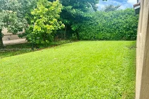 946 NW 206th St, Miami Gardens, FL 33169 - Photo 16