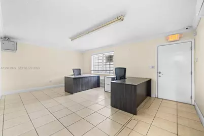 693 W 26th St, Hialeah, FL 33010 - Photo 4