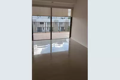 1800 NE 114th St #508, Miami, FL 33181 - Photo 4