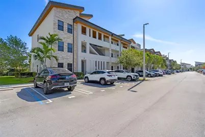 8015 NW 104th Ave #21, Doral, FL 33178 - Photo 16