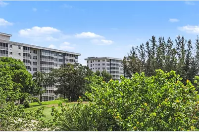 3250 N Palm Aire Dr #406, Pompano Beach, FL 33069 - Photo 30