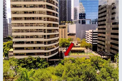 848 NE Brickell Avenue, Miami, FL 33131 - Photo 12