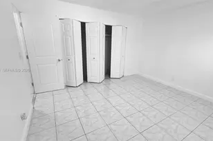 400 SE 9th Ct, Hallandale Beach, FL 33009 - Photo 8