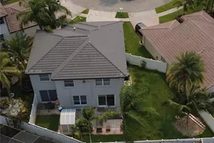 2855 SW 177th Terrace, Miramar, FL 33029 - Photo 4