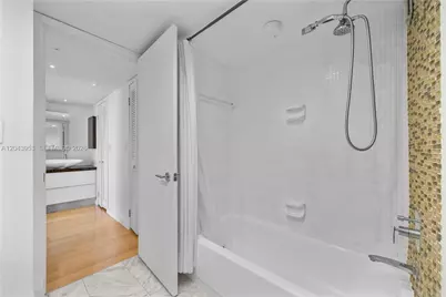 11 Island Ave #610, Miami Beach, FL 33139 - Photo 30