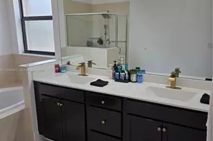 634 SE 37th Ave, Homestead, FL 33033 - Photo 16