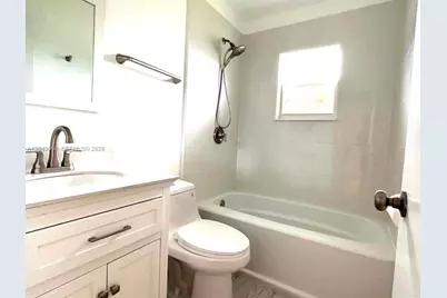 709 NW Cuxhaven St, Palm Bay, FL 32907 - Photo 6