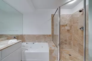 888 Brickell Key Dr, Miami, FL 33131 - Photo 32