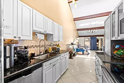 1709 NW 72nd Ave #66, Plantation, FL 33313 - Photo 6