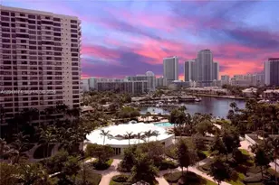 600 Three Islands Boulevard, Hallandale Beach, FL 33009 - Photo 8