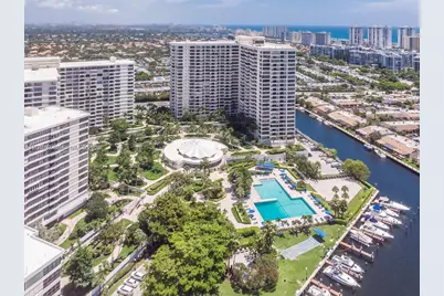 600 Three Islands Blvd #1113, Hallandale Beach, FL 33009 - Photo 2