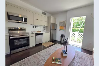 601 11th St #107, Miami Beach, FL 33139 - Photo 8