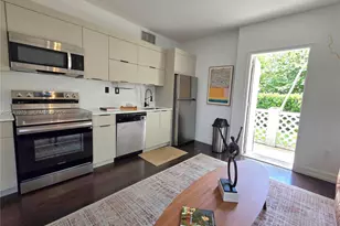601 11th St, Miami Beach, FL 33139 - Photo 8