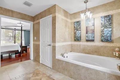 3904 W Gardenia Ave, Weston, FL 33332 - Photo 24