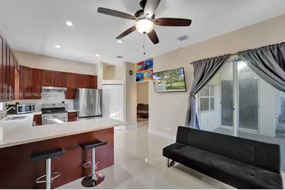 14003 N Cypress Cove Cir, Davie, FL 33325 - Photo 18