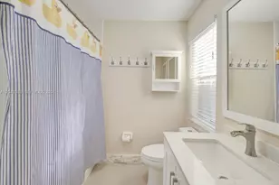 14003 N Cypress Cove Cir, Davie, FL 33325 - Photo 36