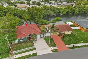 1800 NW 3rd Ct, Fort Lauderdale, FL 33311 - Photo 2