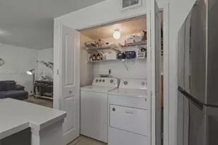 977 Riverside Dr, Coral Springs, FL 33071 - Photo 18