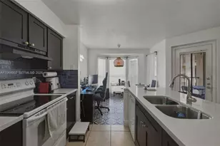 977 Riverside Dr, Coral Springs, FL 33071 - Photo 10