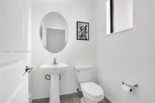 20610 NE 5th Pl, Miami, FL 33179 - Photo 10