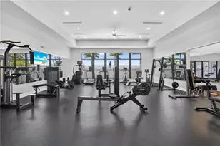 20610 NE 5th Pl, Miami, FL 33179 - Photo 28