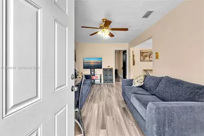 1808 NW 3rd Ct, Fort Lauderdale, FL 33311 - Photo 14