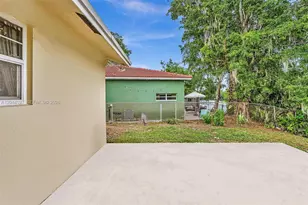 1808 NW 3rd Ct, Fort Lauderdale, FL 33311 - Photo 22