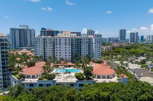 20000 E Country Club Dr, Aventura, FL 33180 - Photo 32