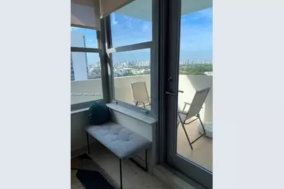 2899 Collins Ave #1726, Miami Beach, FL 33140 - Photo 22