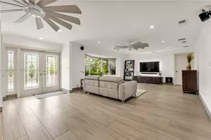 2820 NE 40th Ct, Fort Lauderdale, FL 33308 - Photo 8