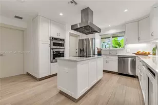 2820 NE 40th Ct, Fort Lauderdale, FL 33308 - Photo 2