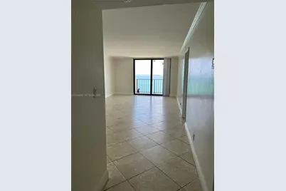 2625 Collins Ave #1805, Miami Beach, FL 33140 - Photo 2