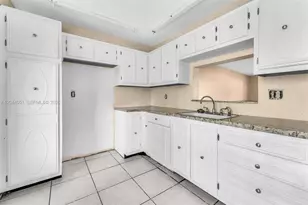 3940 NW 42nd Ave, Lauderdale Lakes, FL 33319 - Photo 4
