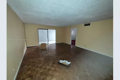 3940 NW 42nd Ave #122, Lauderdale Lakes, FL 33319 - Photo 2