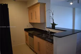 325 S Biscayne Blvd, Miami, FL 33131 - Photo 4