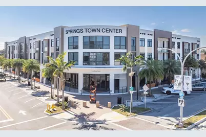 1 Curtiss Pkwy #319, Miami Springs, FL 33166 - Photo 1