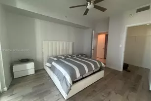 253 NE 2nd St, Miami, FL 33132 - Photo 8