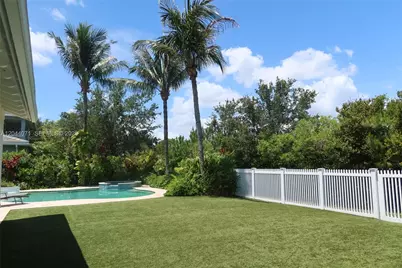 2724 Wymberly Dr, Jupiter, FL 33458 - Photo 10