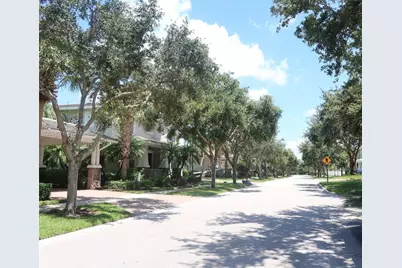 2724 Wymberly Dr, Jupiter, FL 33458 - Photo 4