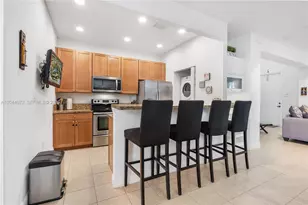 1119 SW 147th Ave, Pembroke Pines, FL 33027 - Photo 6