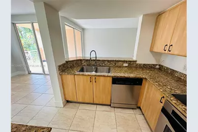 140 Meridian Ave #314, Miami Beach, FL 33139 - Photo 22