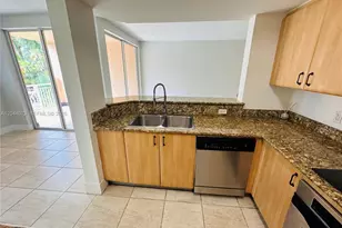 140 Meridian Ave, Miami Beach, FL 33139 - Photo 22