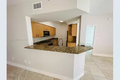 140 Meridian Ave #314, Miami Beach, FL 33139 - Photo 16