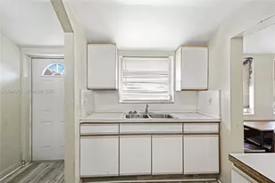 145 NW 6th Ave, Florida City, FL 33034 - Photo 18