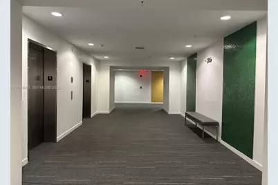 2001 Meridian Ave #309, Miami Beach, FL 33139 - Photo 8