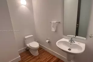2001 Meridian Ave, Miami Beach, FL 33139 - Photo 10