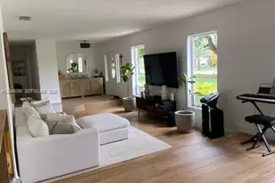 9760 SW 128th St, Miami, FL 33176 - Photo 10