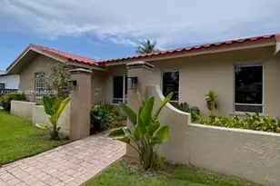 9760 SW 128th St, Miami, FL 33176 - Photo 2